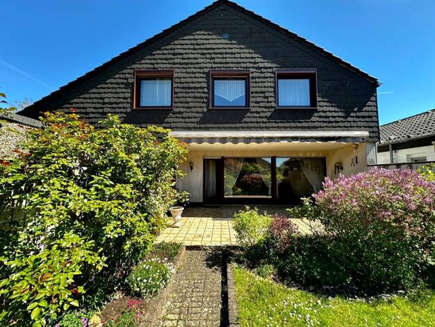 Doppelhaushälfte zum Kauf 335.000 € 4,5 Zimmer 119 m² 230 m² Grundstück Bulmke-Hüllen Gelsenkirchen-Mitte 45888