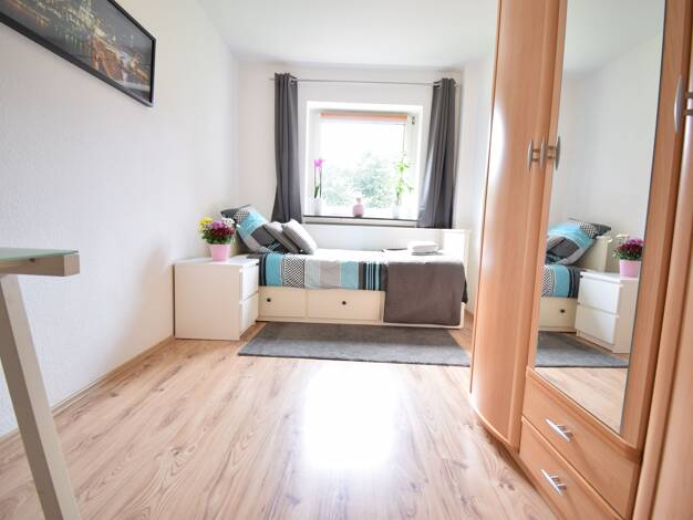 Studio zur Miete Wohnen auf Zeit 959 € 1 Zimmer 11 m² frei ab sofort Hermülheim Hürth 50354