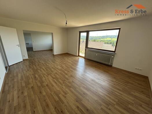 Wohnung zur Miete 900 € 3,5 Zimmer 100 m² 1. Geschoss Rückers Flieden 36103