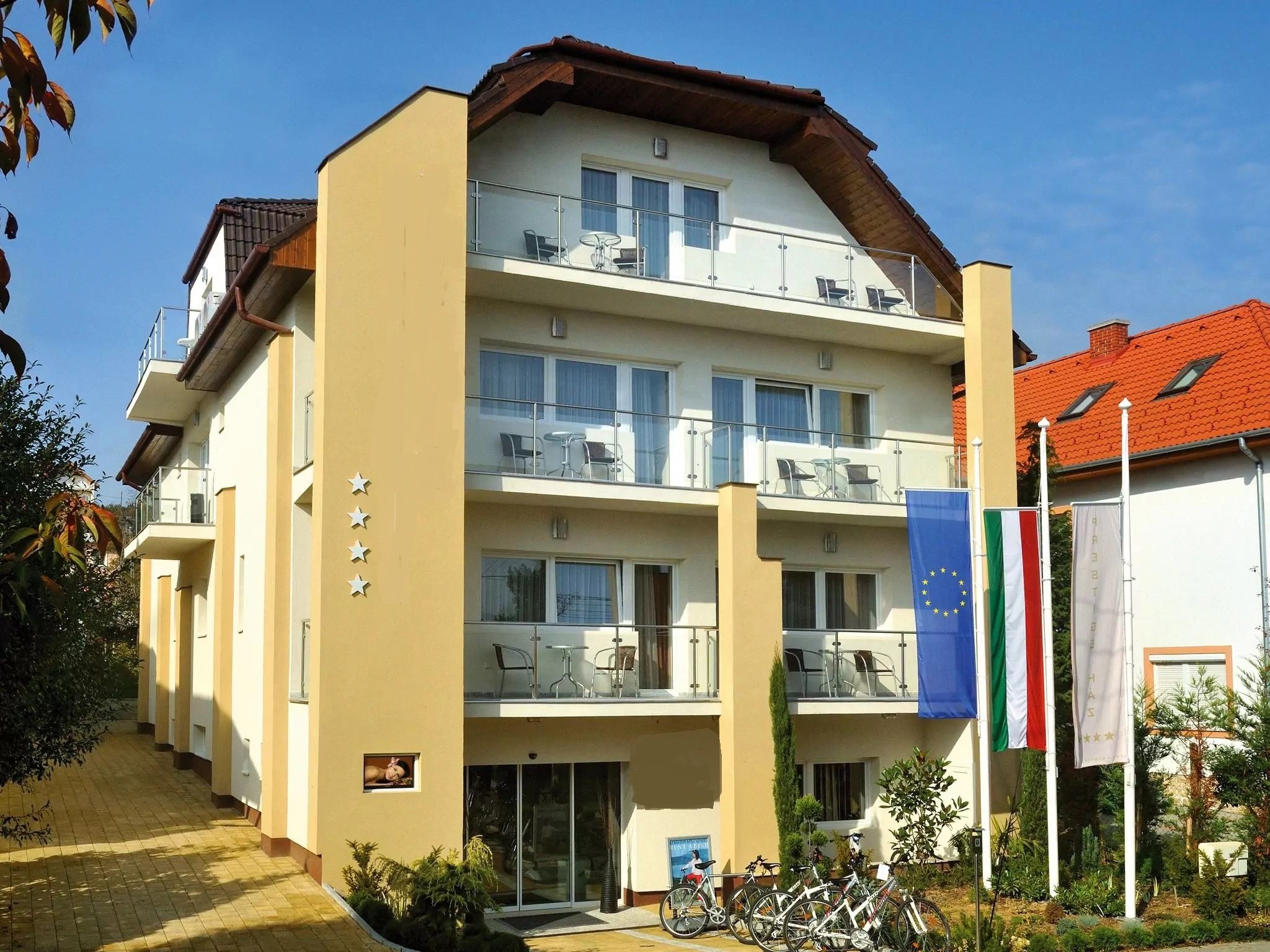 Hotel zum Kauf provisionsfrei als Kapitalanlage geeignet 1.200.000 € 12 Zimmer 480 m²<br/>Fläche 518 m²<br/>Grundstück Hévíz 8380