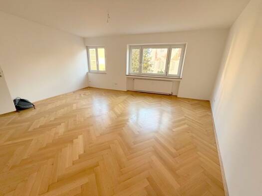 Wohnung zur Miete 1.350 € 3 Zimmer 87,4 m² 1. Geschoss Fürstenfeldbruck 82256