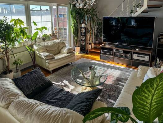 Wohnung zum Kauf 319.000 € 3 Zimmer 100 m² 2. Geschoss Burghausen Burghausen , Salzach 84489