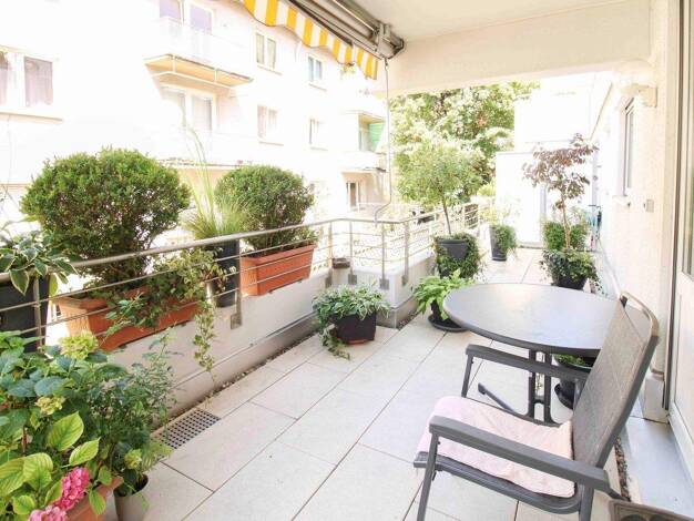 Wohnung zum Kauf 390.000 € 4 Zimmer 129 m² 1. Geschoss Innenstadt Reutlingen 72764