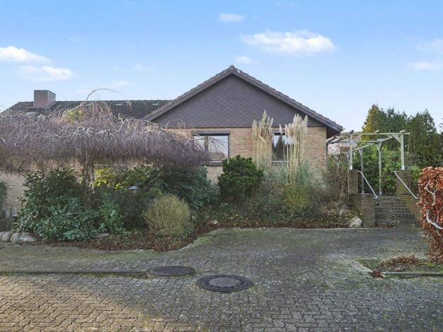 Sonstiges zum Kauf als Kapitalanlage geeignet 320.000 € 4 Zimmer 120 m² 1.081,1 m² Grundstück Nortorf 24589