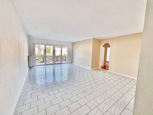 Wohnung zum Kauf provisionsfrei 267.700 € 4 Zimmer 105 m² Geschoss 1/2 frei ab sofort Rittersdorfer Straße 1 Bitburg Bitburg 54634