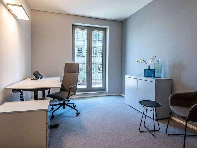 Bürofläche zur Miete provisionsfrei 22 m² Bürofläche teilbar ab 7 m² Opernplatz 14 Innenstadt Frankfurt am Main 60313