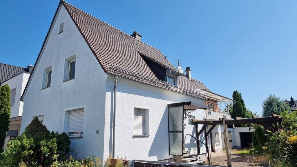 Mehrfamilienhaus zum Kauf 479.000 € 7 Zimmer 163,5 m² 520 m² Grundstück frei ab sofort Pestalozzistraße 11 Linkenheim Linkenheim-Hochstetten 76351