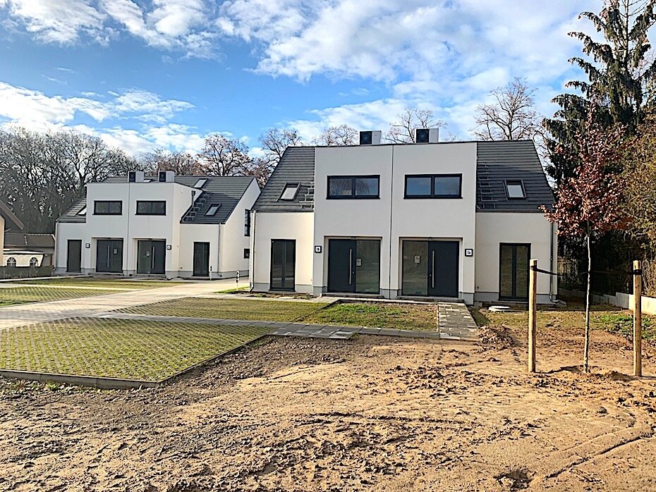 Einfamilienhaus zum Kauf provisionsfrei 895.000 € 6 Zimmer 211 m²<br/>Wohnfläche 455 m²<br/>Grundstück ab sofort<br/>Verfügbarkeit Bornstedt Potsdam 14469