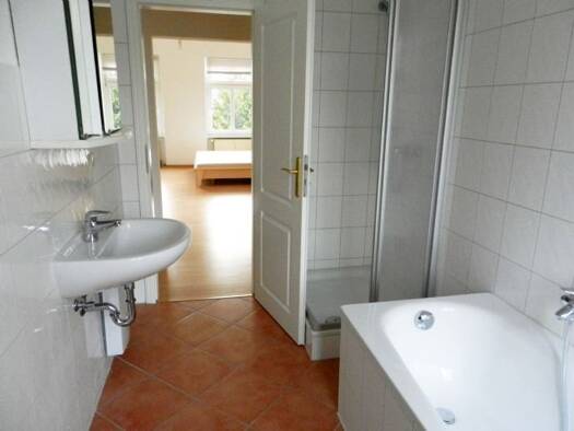 Wohnung zur Miete 195 € 1 Zimmer 44,6 m² 1. Geschoss Neustädter Str. 10 Welsleben 39221