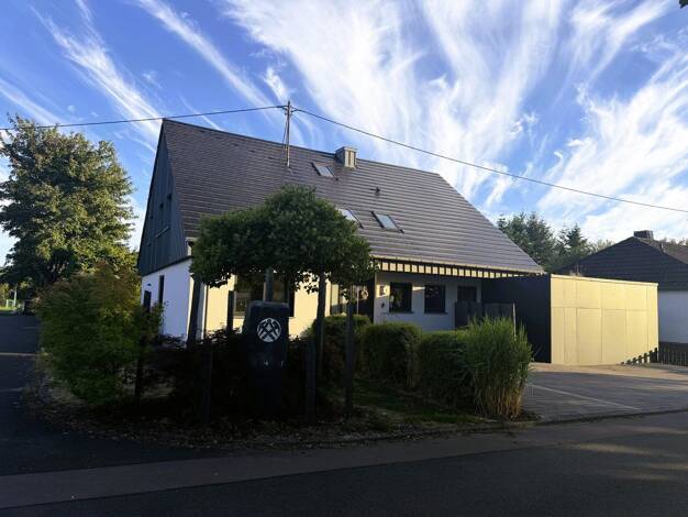 Einfamilienhaus zum Kauf provisionsfrei 615.000 € 6 Zimmer 220 m² 757 m² Grundstück Osburg 54317