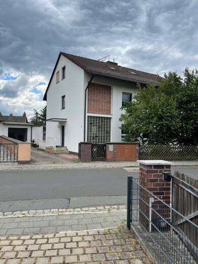 Wohnung zur Miete 510 € 3 Zimmer 56 m² Geschoss 2/2 frei ab 01.08.2025 Wendelstein Wendelstein 90530