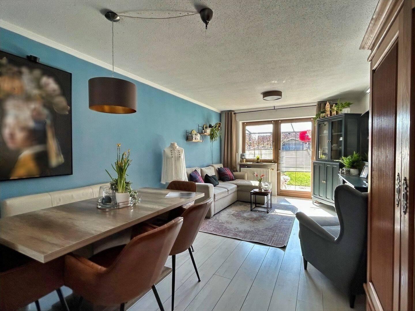 Immobilie in Unterneukirchen - Traumhafte Erdgeschosswohnung mit Garten in ruhiger Lage - Bild 2