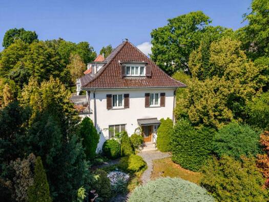 Villa zum Kauf 995.000 € 7 Zimmer 221 m² 837 m² Grundstück Stadtgebiet Göppingen 73033