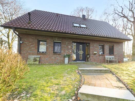 Einfamilienhaus zum Kauf 435.000 € 5,5 Zimmer 142,3 m² 2.140 m² Grundstück Kakerbeck Ahlerstedt 21702