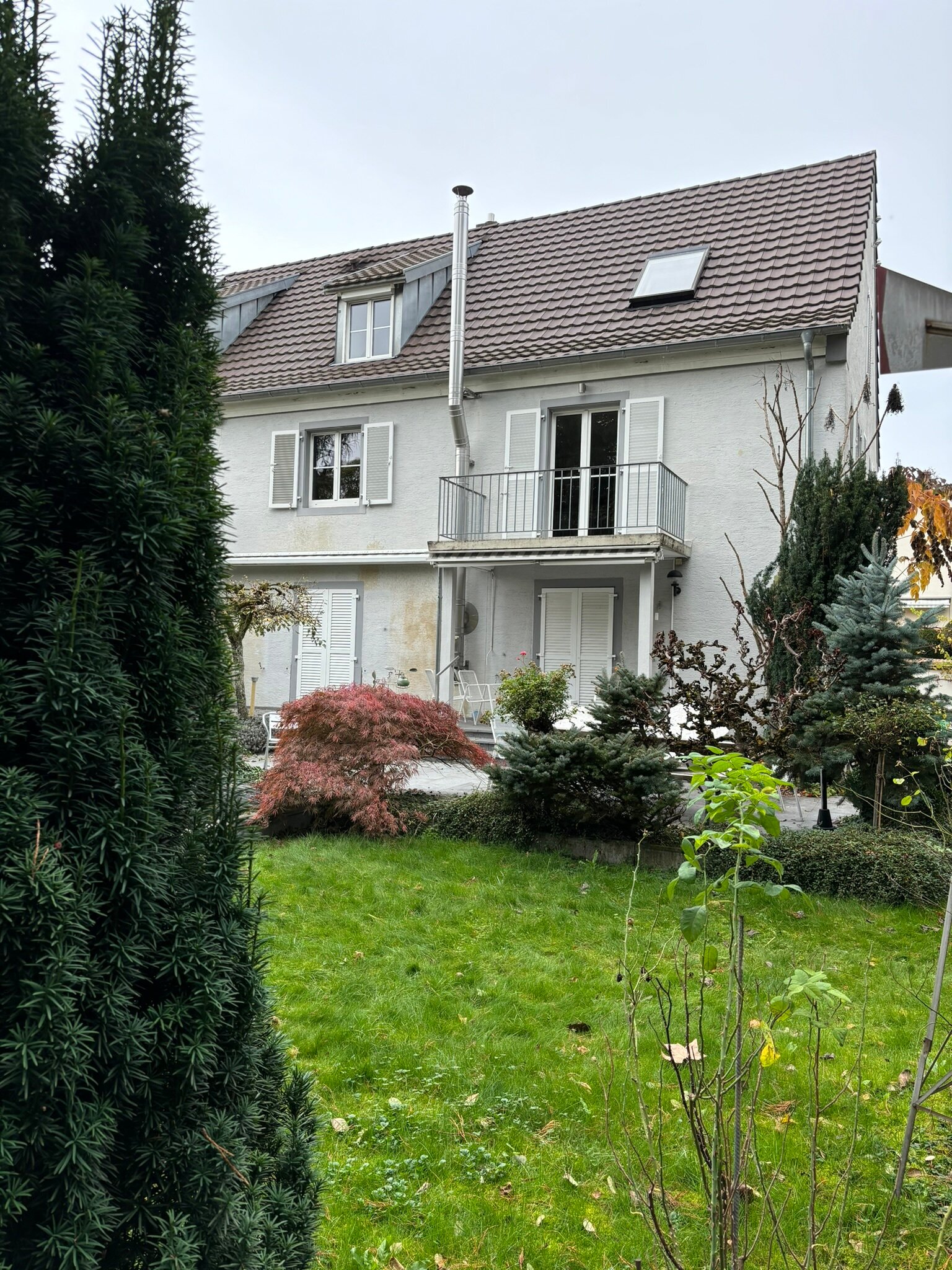 Reihenendhaus zum Kauf 830.000 € 10 Zimmer 228 m²<br/>Wohnfläche 619 m²<br/>Grundstück ab sofort<br/>Verfügbarkeit Ost Lörrach 79539