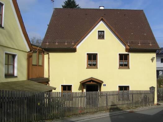 Einfamilienhaus zum Kauf 248.000 € 6 Zimmer 150 m² 564 m² Grundstück Glasergäßchen 1 Engelthal Engelthal 91238