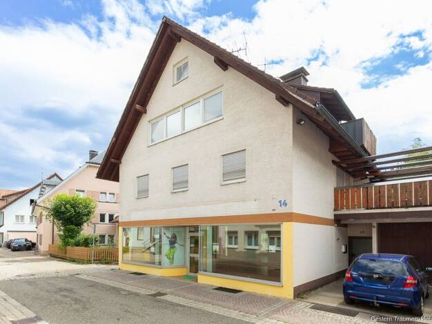 Haus zum Kauf 399.000 € 8 Zimmer 238 m² 149 m² Grundstück Neustadt Titisee-Neustadt 79822
