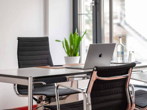 Bürofläche zur Miete provisionsfrei 399 € 4 m² Bürofläche Schumannstraße Westend-Süd Frankfurt am Main 60325