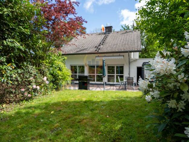 Einfamilienhaus zum Kauf 648.800 € 6 Zimmer 155 m² 1.412 m² Grundstück Rod am Berg Neu-Anspach 61267