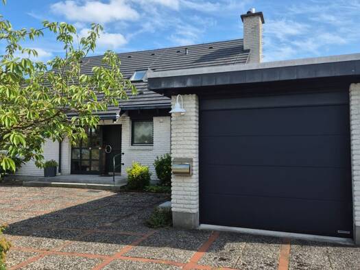 Einfamilienhaus zum Kauf 365.000 € 6 Zimmer 191,9 m² 1.334 m² Grundstück Neuenkirchen Neuenkirchen 29643