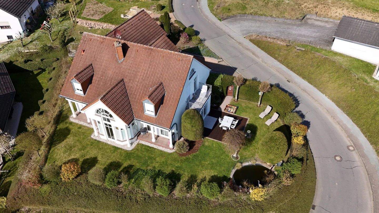 Immobilie in Irrel - Architektenhaus in Bestlage - Bild 3