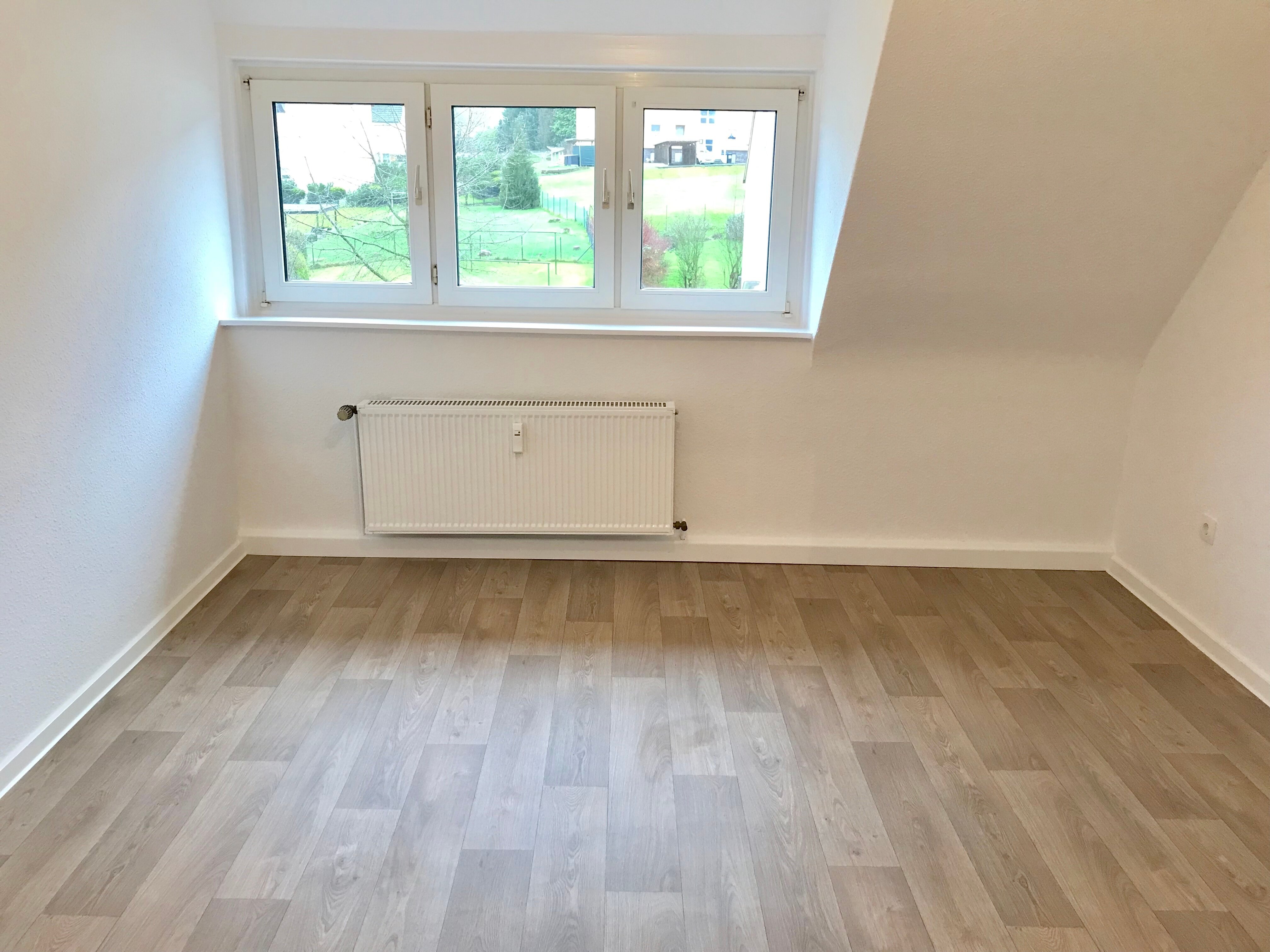 Wohnung zur Miete 315 € 3 Zimmer 52,3 m²<br/>Wohnfläche 1.<br/>Geschoss ab sofort<br/>Verfügbarkeit Albrechtstraße 2 Volpriehausen Uslar 37170