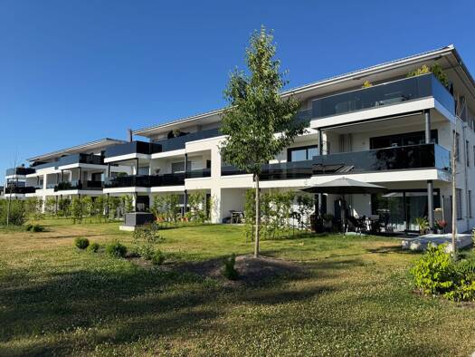 Terrassenwohnung zum Kauf - Erstbezug provisionsfrei 400.990 € 2 Zimmer 81 m² EG frei ab sofort Hauptstraße Emmerting 84547