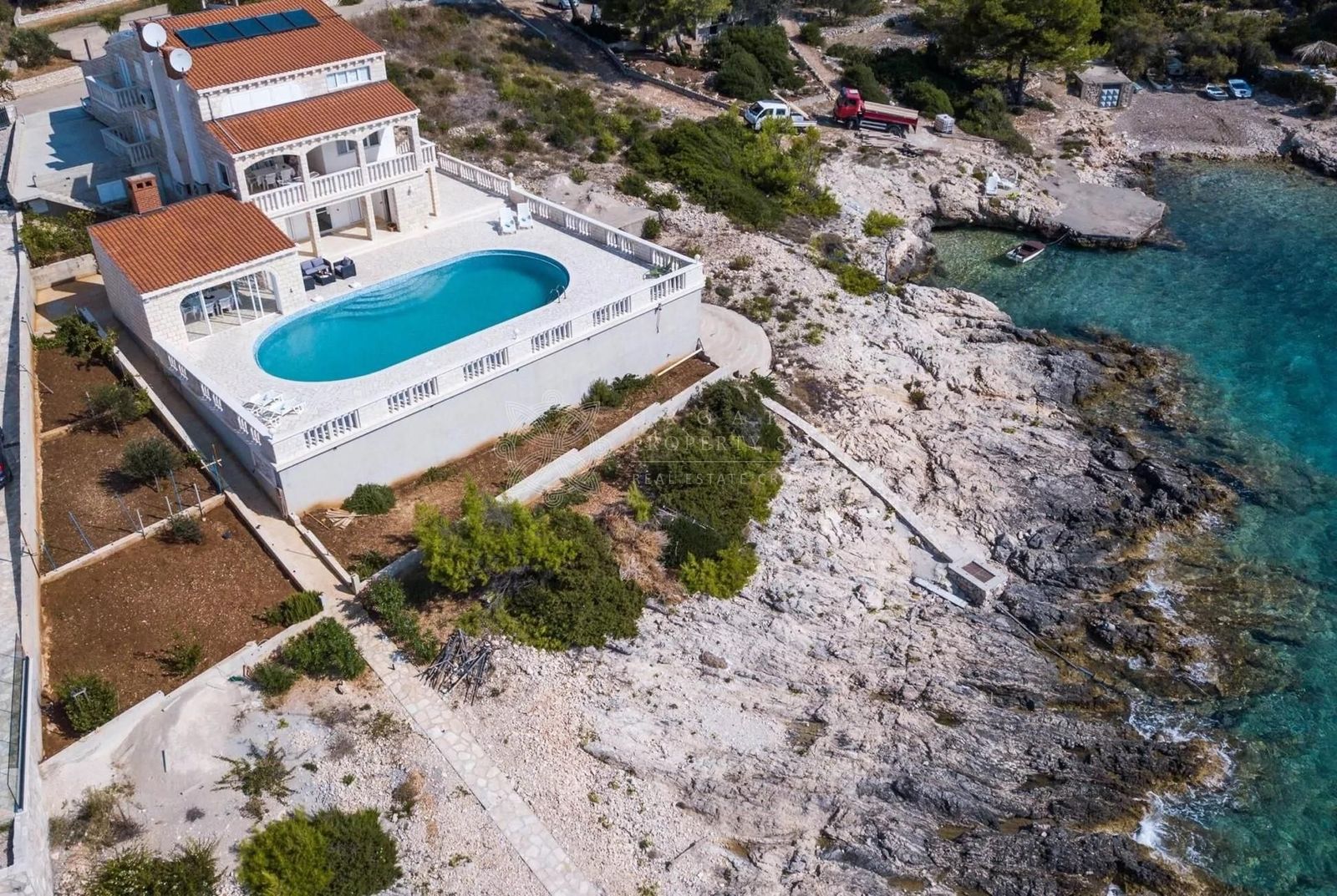 Haus zum Kauf 1.350.000 € 8 Zimmer 450 m²<br/>Wohnfläche Korcula