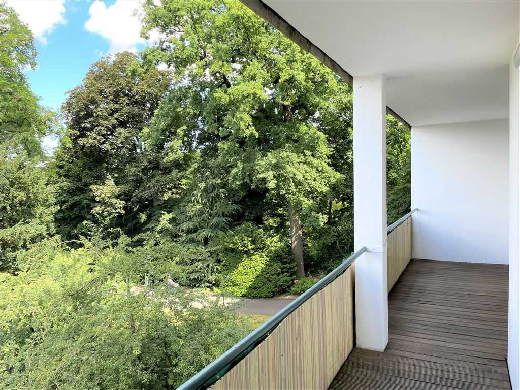 Wohnung zum Kauf provisionsfrei 120.000 € 3 Zimmer 105 m²<br/>Wohnfläche ab sofort<br/>Verfügbarkeit Barbarossastraße Gladbach Mönchengladbach 41061