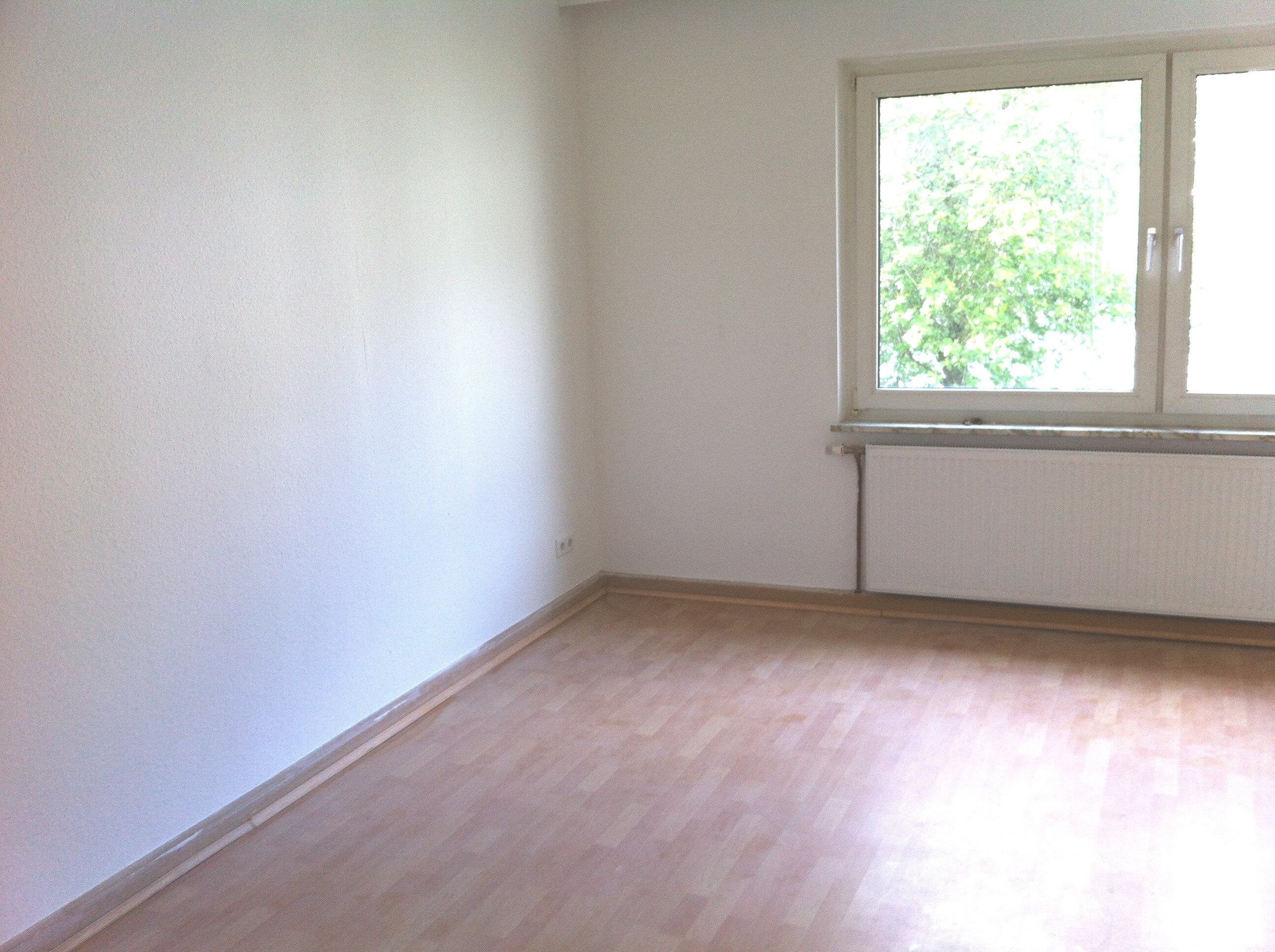 Wohnung zur Miete 450 € 3 Zimmer 65 m²<br/>Wohnfläche 2.<br/>Geschoss ab sofort<br/>Verfügbarkeit Rott Wuppertal 42283