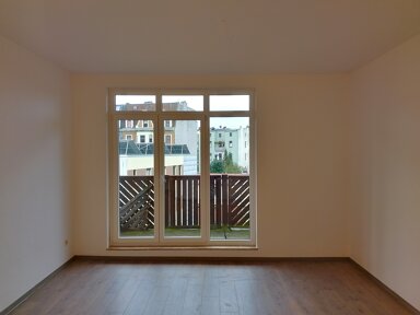 Wohnung zur Miete 540 € 3 Zimmer 77 m² 3. Geschoss frei ab sofort Frenssenstraße 7 Goethestraße Bremerhaven 27576