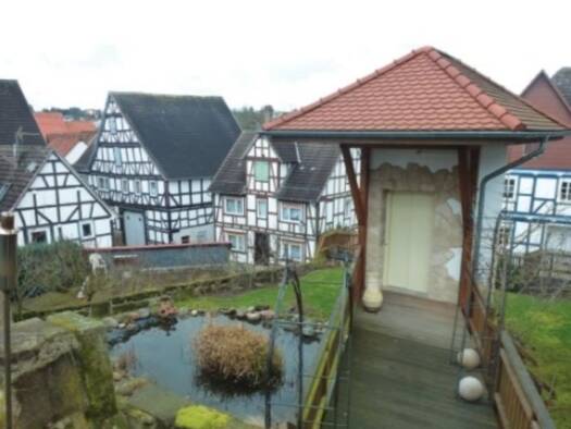 Einfamilienhaus zum Kauf 420.000 € 10 Zimmer 270 m² 424 m² Grundstück Wolfhagen Wolfhagen 34466