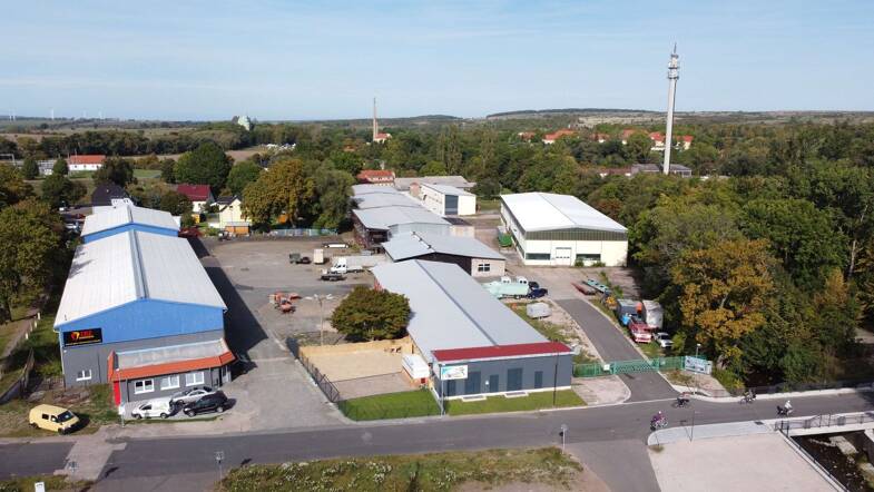 Produktionshalle zum Kauf provisionsfrei 8.000 m² Lagerfläche teilbar ab 100 m² Gothaerstraße 21 Ohrdruf 99885