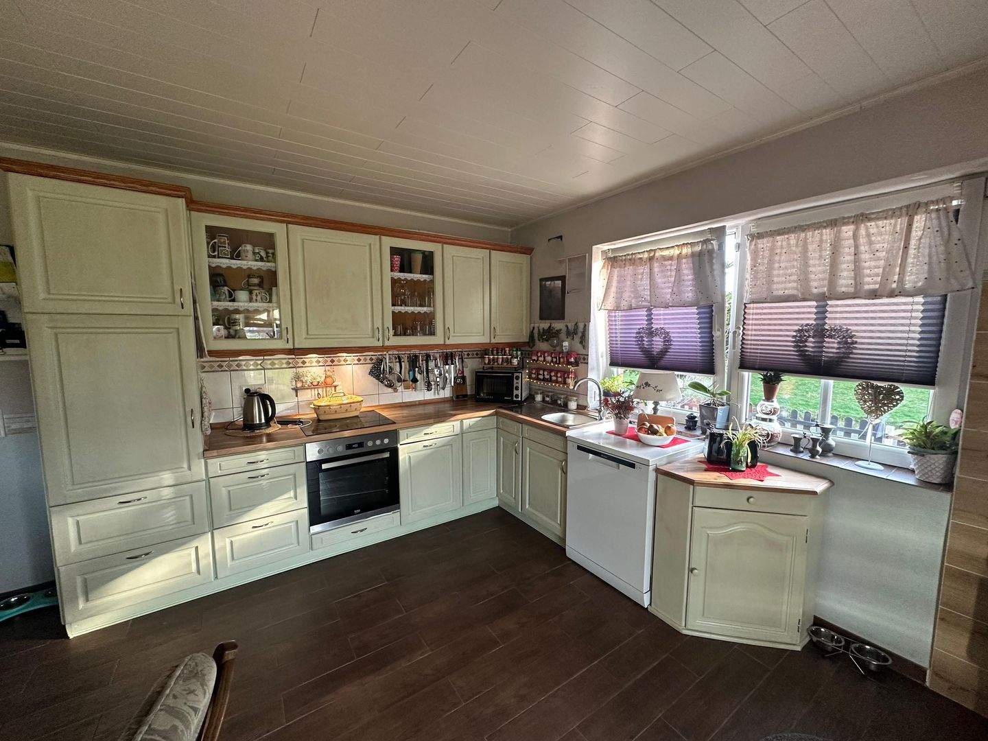 Immobilie in Leezdorf - IDYLLISCHES LANDGUT-ENSEMBLE MIT ENTWICKLUNGSPOTENZIAL 10.000 m² Grundstück | Zwei Wohnhäuser | Waldanteil | Bauoption - Bild 2