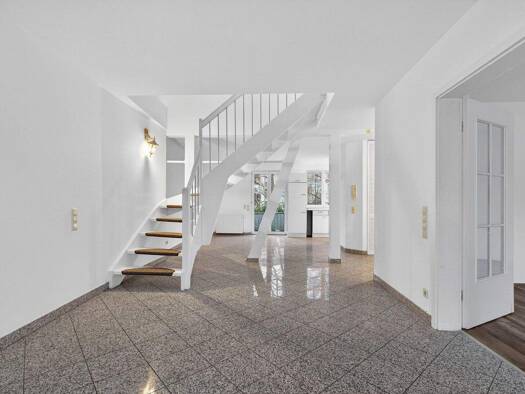 Wohnung zum Kauf 299.000 € 3 Zimmer 135 m² Innenstadt Baden-Baden 76530