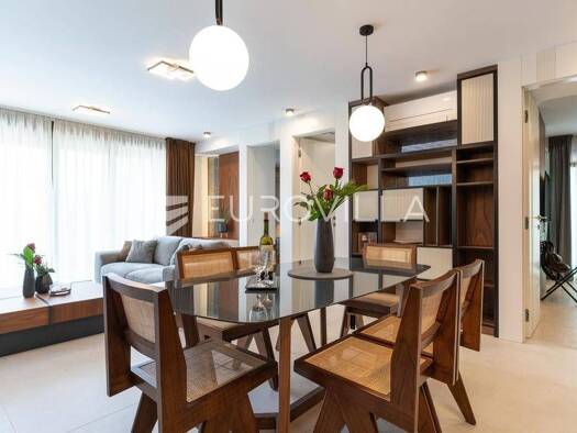 Wohnung zur Miete 2.200 € 2 Zimmer 76 m² 1. Geschoss Rovinj Rovinj