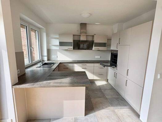 Wohnung zur Miete 1.150 € 4 Zimmer 122 m² frei ab sofort Stade Stade 21682
