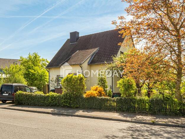 Mehrfamilienhaus zum Kauf 239.000 € 5 Zimmer 128 m² 634 m² Grundstück Wolfsburg 38442