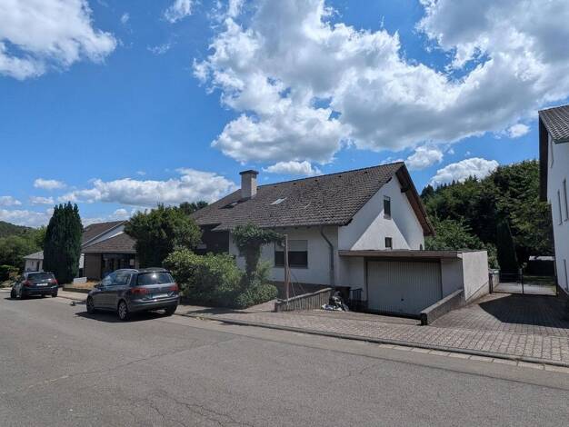 Einfamilienhaus zum Kauf provisionsfrei 319.000 € 7 Zimmer 190 m² 854 m² Grundstück Hauenstein 76846