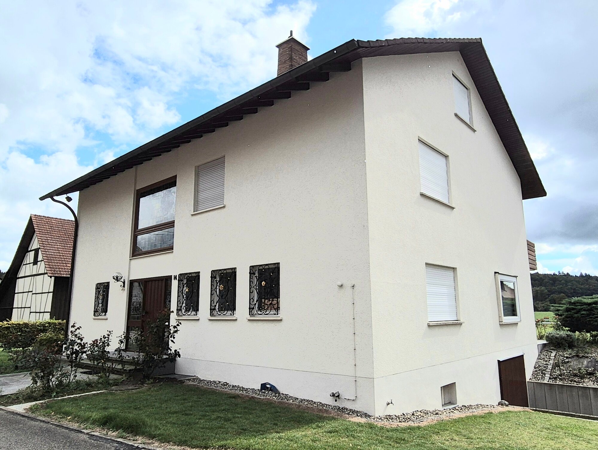 Einfamilienhaus zur Miete 2.600 € 10 Zimmer 340 m²<br/>Wohnfläche ab sofort<br/>Verfügbarkeit Bonndorf Überlingen 88662