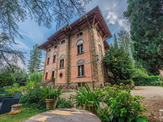 Villa zum Kauf 4.500.000 € 7 Zimmer 1.010 m² 20.000 m² Grundstück frei ab sofort Montevarchi 52025