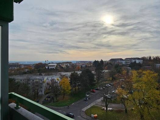 Wohnung zur Miete 900 € 3 Zimmer 78,7 m² 7. Geschoss frei ab 01.12.2025 Karl-Marx-Straße 38 Dotzheim Wiesbaden 65199