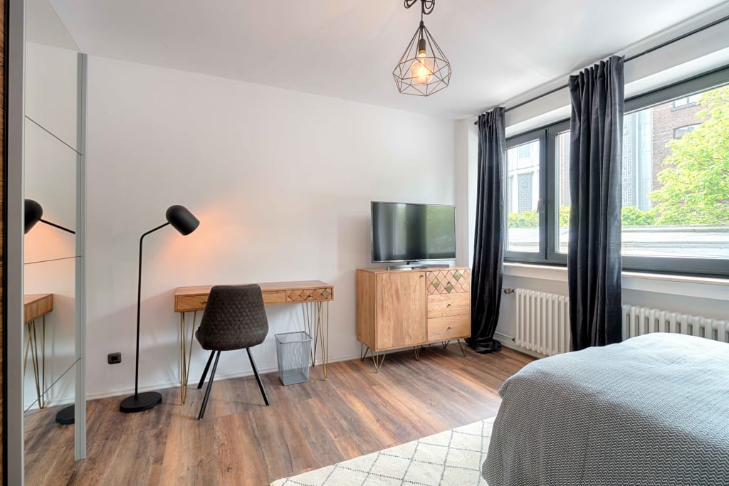 Wohnung zur Miete Wohnen auf Zeit 955 € 6 Zimmer 14 m²<br/>Wohnfläche 19.02.2025<br/>Verfügbarkeit Neue Weyer Straße 5 Altstadt - Süd Köln 50676