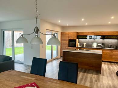 Bungalow zum Kauf - Erstbezug provisionsfrei 565.000 € 4 Zimmer 128 m² 583 m² Grundstück frei ab sofort Poststraße Naumburg Naumburg (Saale) 06618