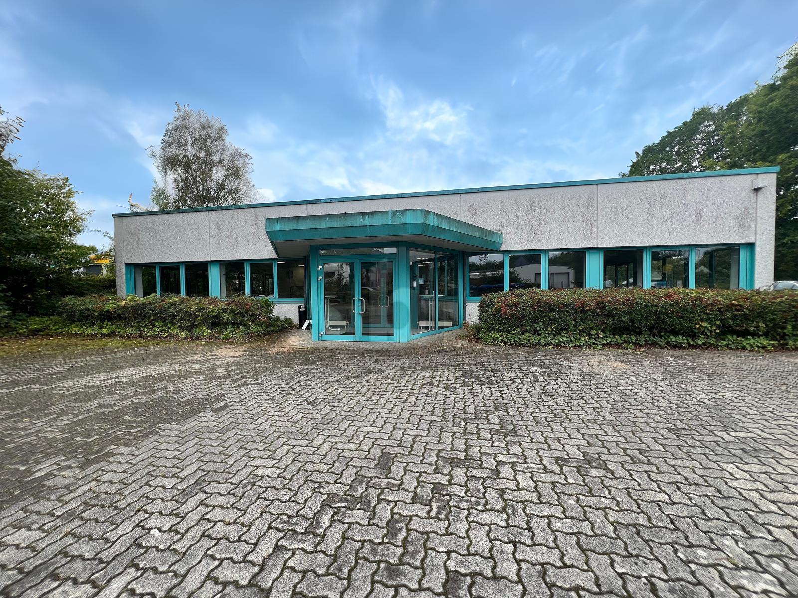 Bürogebäude zum Kauf als Kapitalanlage geeignet 599.000 € 11 Zimmer 2.840 m²<br/>Grundstück Osterrönfeld 24783