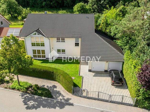 Mehrfamilienhaus zum Kauf 760.000 € 8 Zimmer 230 m² 680 m² Grundstück Lauffen Deißlingen 78652