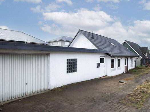 Einfamilienhaus zum Kauf 170.000 € 4 Zimmer 91,7 m² 273 m² Grundstück Albersdorf 25767