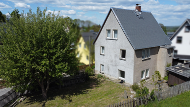 Einfamilienhaus zum Kauf 68.000 € 5 Zimmer 90 m² 270 m² Grundstück Lengefeld Lengefeld 09514