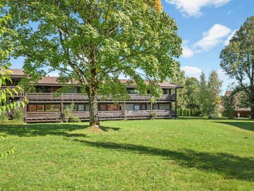 Wohnung zum Kauf provisionsfrei 220.000 € 1 Zimmer 42 m² EG Ferienparkstraße 21 Vorauf Siegsdorf 83313