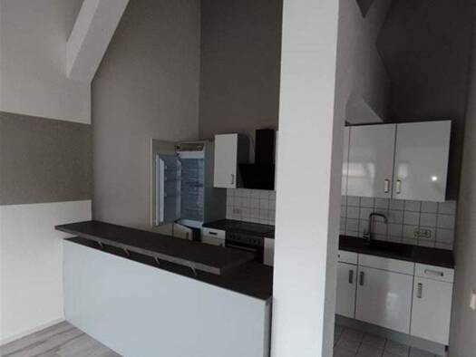 Wohnung zur Miete 750 € 4 Zimmer 102 m² frei ab sofort Bosestraße 24 Innenstadt Zwickau 08056